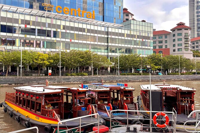 2 Pax Bundle Singapore River Cruise and Stunning Light Shows - Key points to know before booking
