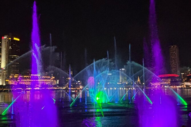 2 Pax Bundle Singapore River Cruise and Stunning Light Shows - Lau Pa Sat turns the finale into dinner time