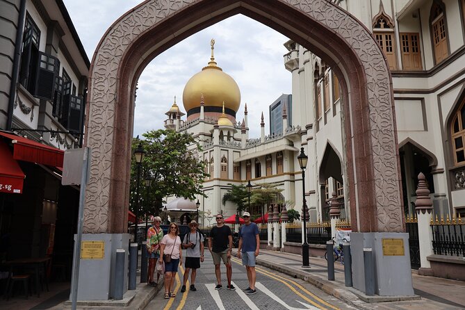 4-hour Chinatown, Little India, and Arab Street Walking Tour - Why these three neighborhoods work together