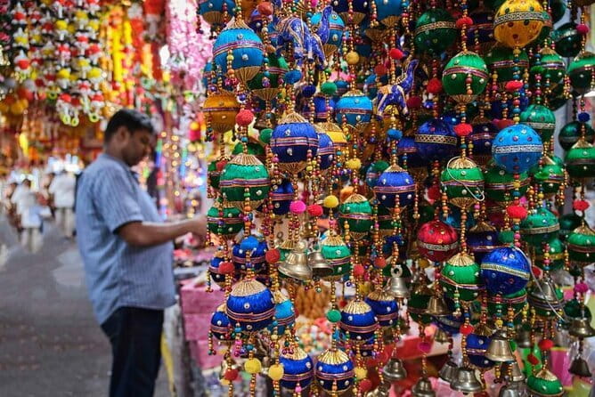 5 hours Little India, Kampong Glam, Chinatown with 9 Food Tasting - Key points at a glance