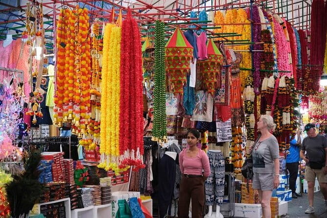 5 hours Little India, Kampong Glam, Chinatown with 9 Food Tasting - Why three neighborhoods make a useful first look at Singapore