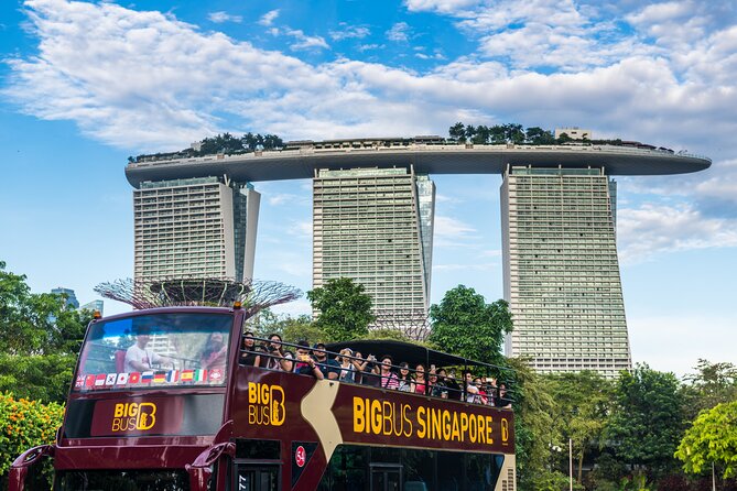 Big Bus Singapore Hop-On Hop-Off Tour - The Botanic Gardens and Orchard Road