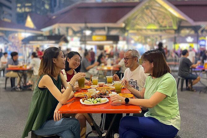 Big Bus Singapore Night Tour with Gardens by the Bay Light Show - Starting at Suntec City at 6:15 pm