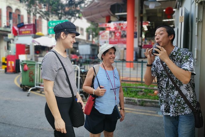 Cultural Experience with Food Tastings - The hawker-centre meal