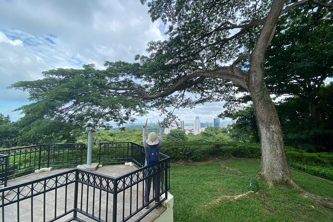 Exploring Singapore’s Forgotten Hills - The guide makes the difference