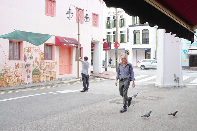 Feel the Heartbeat: A Singapore Chinatown Walking Tour - Finishing with Chinese tea
