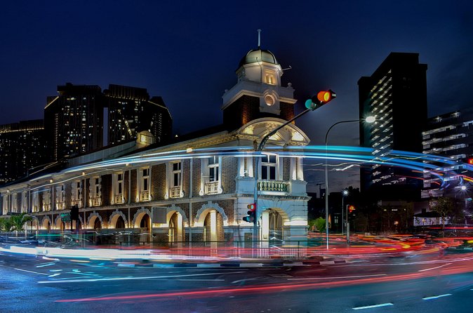 Feel the Heartbeat: A Singapore Chinatown Walking Tour - Group size, pace, and comfort