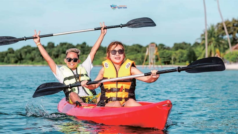 From Singapore : Private Batam Island Snorkeling and Canoe - The 20-minute speedboat ride to Ranoh