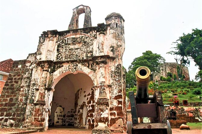 From Singapore: Private Malacca day tour (via drive-thru border) - Why this private Malacca day trip works