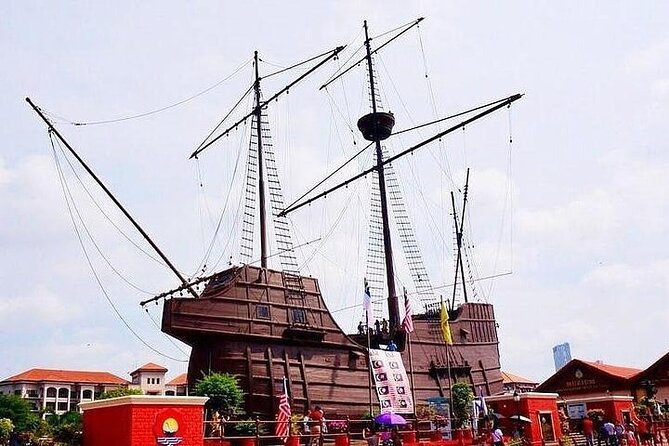 From Singapore: Private Malacca day tour (via drive-thru border) - The Melaka Straits Mosque and Portuguese ship replica