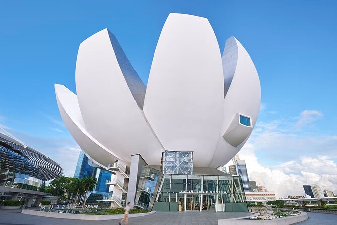Gardens by the Bay & Marina Bay Sands Tickets - Marina Bay Sands SkyPark and the city from above