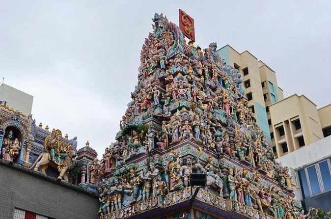 Kampong Glam and Little India Join-in Walking Tour - The move to Little India