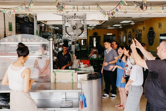 Katong Evening Food Tour - The guides make or break the evening