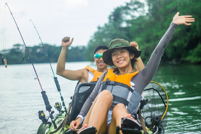 Kayak Fishing Tour in Singapore, Pasir Ris and Pulau Ubin Kelongs - Safety briefing and beginner fishing lesson