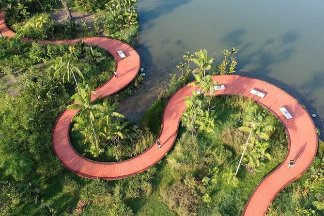 Live Like a Local in Singapore (Half-day Tour) - Why Taman Jurong is worth your morning