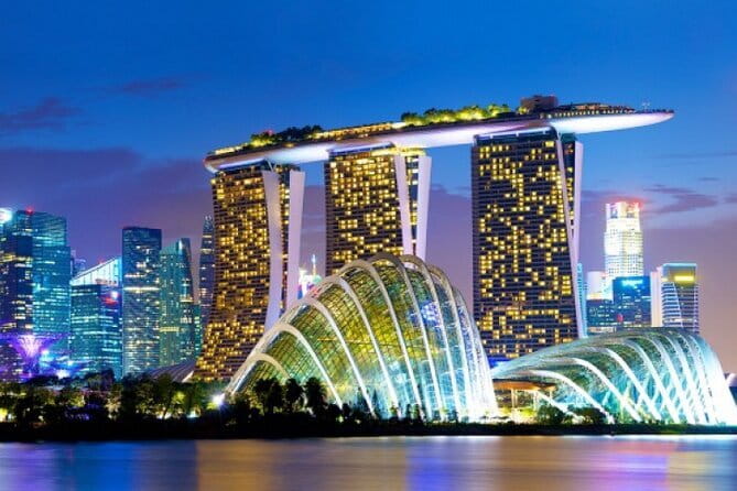 Live Like a Local in Singapore (Half-day Tour) - What the private format changes