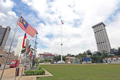 LUXURY Private day tour: Kuala Lumpur & Malacca from Singapore by licensed guide