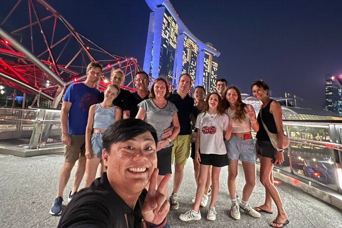 Magical Marina Bay Night Walking Tour - Watching Spectra at Marina Bay Sands