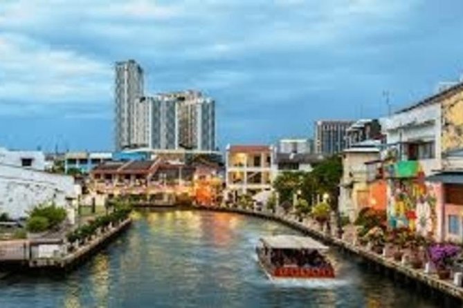 Malacca Historical Private Full Day Tour from Singapore - The 5:00 am departure and border crossing