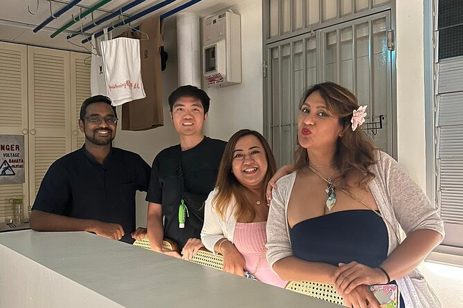 Party Singapore Bespoke Pub Crawl - A good fit for solo visitors and social groups