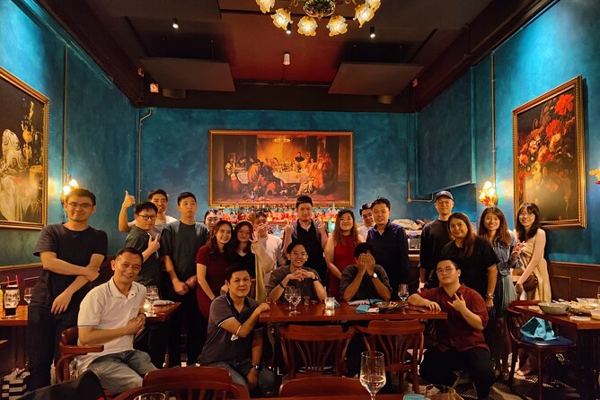 Party Singapore Bespoke Pub Crawl - Mama Diam, local snacks, and a first round of drinks