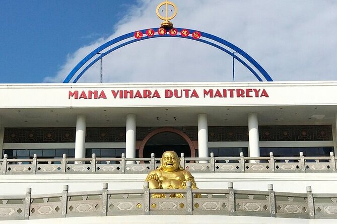 PRIVATE: Batam day tour with Ferry, 2-hour Massage and Lunch from Singapore - Meeting your guide in Batam