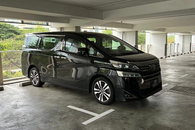Private Limousine Service in Singapore - Why a private group of four can offer good value