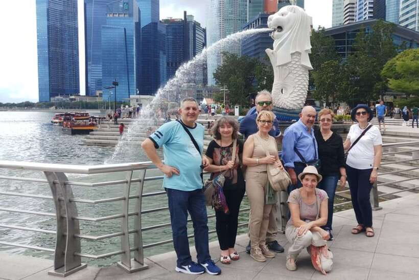Private Street Art Tour in Singapore - Walking, public transport, and practical comfort