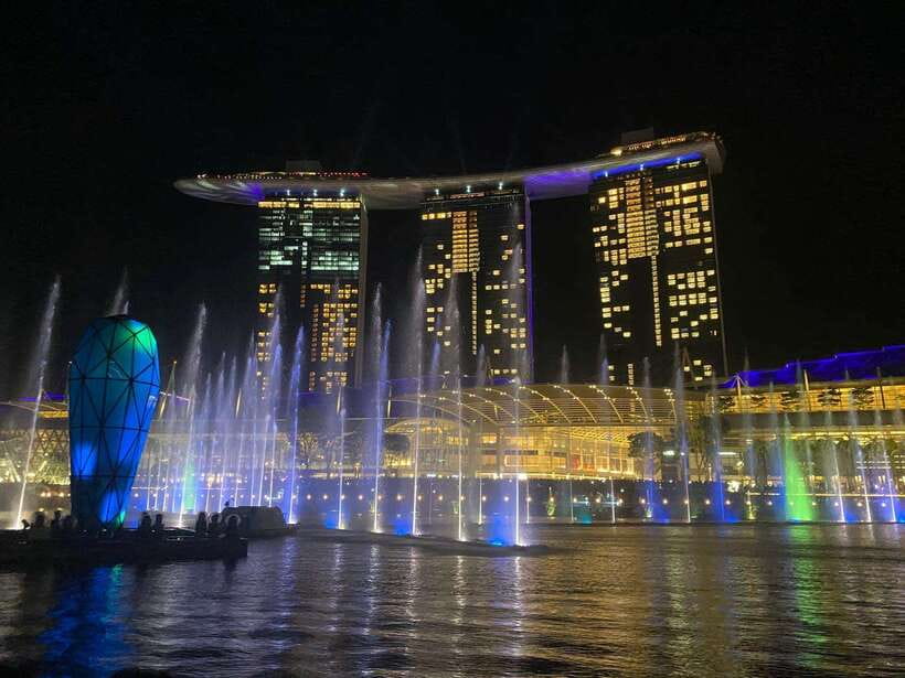 Private Tour sightseeing Marina Bay Sands+River Cruise(Max6) - Why this evening tour works well