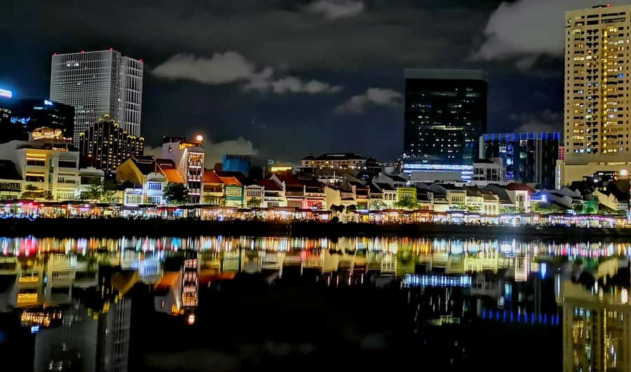Secrets of Singapore Kick Scooter Tour with Dinner - Fortune Centre, Short Street, and Chinese dessert
