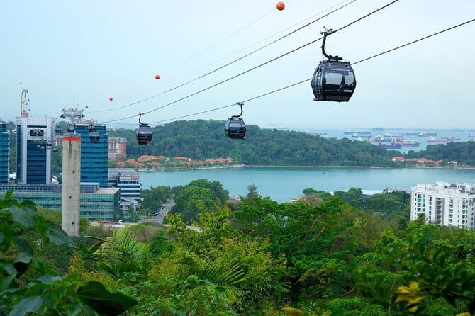 Sentosa Island Escapade with Roundtrip Transfers - A seven-hour route across Sentosa