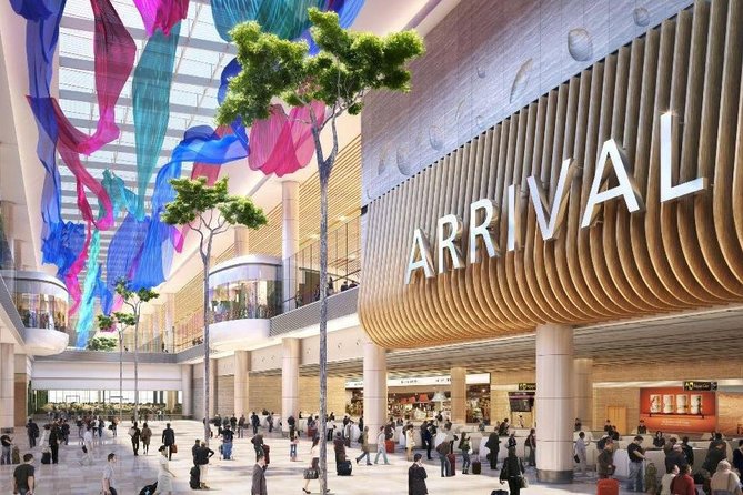 Singapore Airport: Shared Arrival or Departure Car Transfer - Meeting Your Driver After Customs