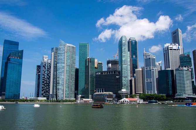 Singapore Airport: Shared Arrival or Departure Car Transfer - Why an Airport Transfer Can Be Worth the Cost