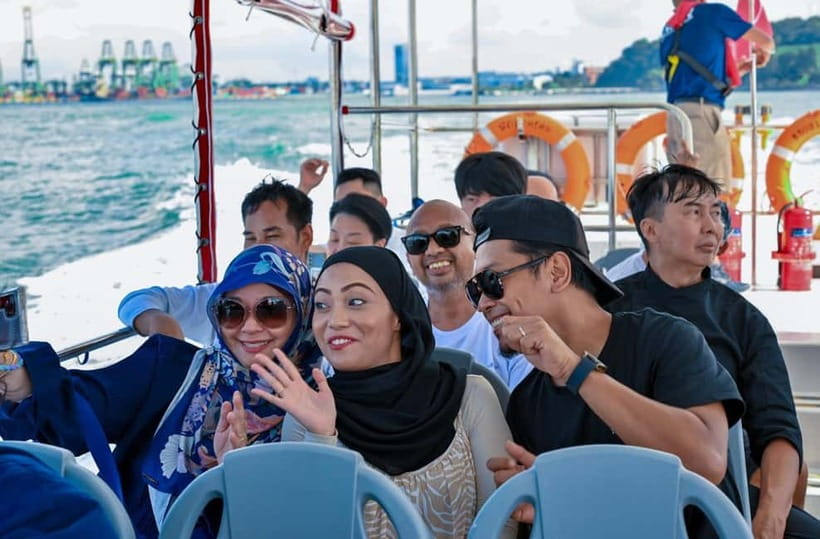 Singapore: Albatross Speedboat Adventures Ticket - Dragon’s Teeth Gate and the first coastal views