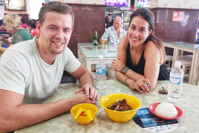 Singapore Bike and Bites Food Tour - The guides shape the afternoon