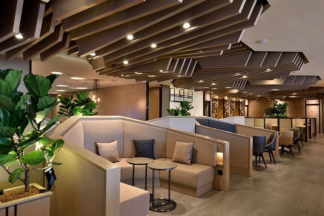 Singapore Changi Airport Plaza Premium Lounge at Terminal 1 - A quiet break inside Singapore Changi