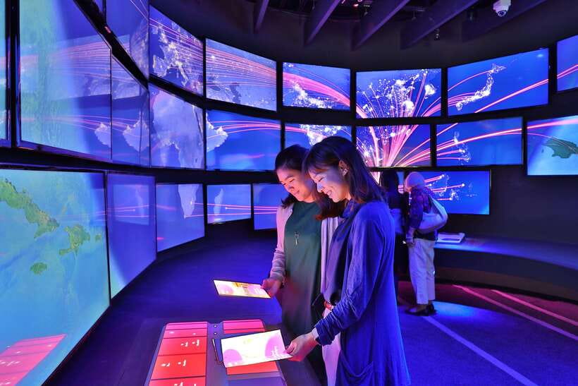 Singapore: Changi Experience Studio Ticket at Changi Airport - Aviation history starts the visit
