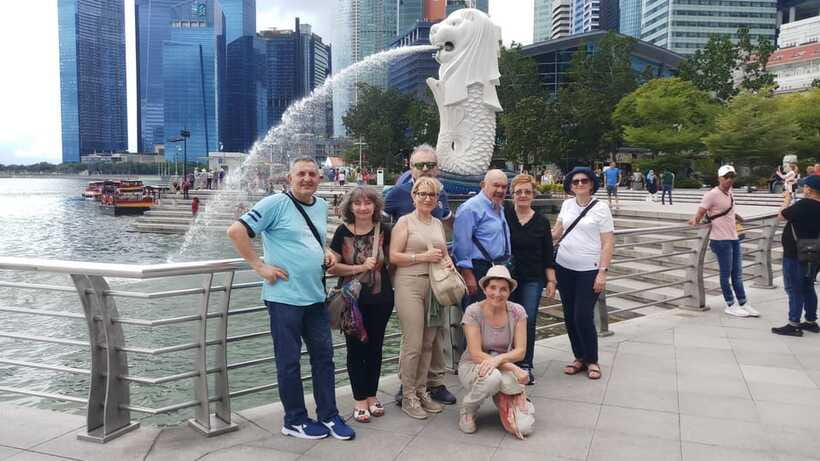 Singapore: Chinatown and Little India Private Walking Tour - Kampong Glam and its textile shops