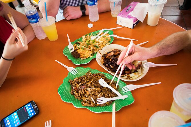 Singapore Chinatown Food Tour ( Private Tour ) - South Bridge Road’s religious landmarks