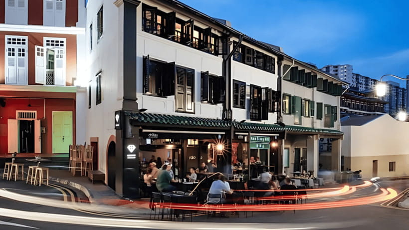 Singapore: Chinatown Hidden Treasure Walking Tour with Snack - Chinatown Heritage Centre and the early immigrant story