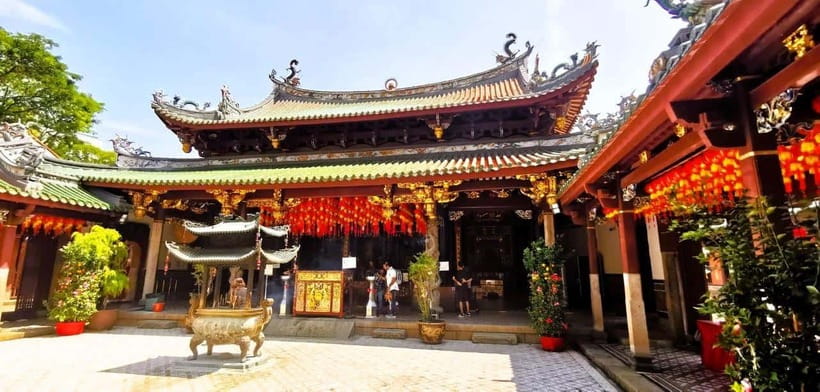 Singapore: Chinatown Historic Walking Tour with Lunch - Fuk Tak Chi, Nagore Dargah, and Thian Hock Keng