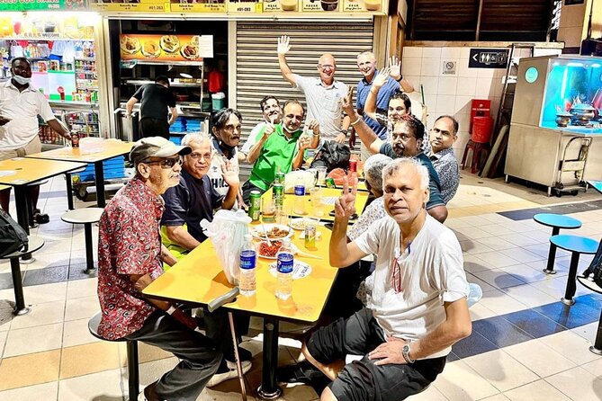 Singapore: Chinese, Indian & Arabic Quarters, Culture & Food Tour - Walking, heat, and public transport