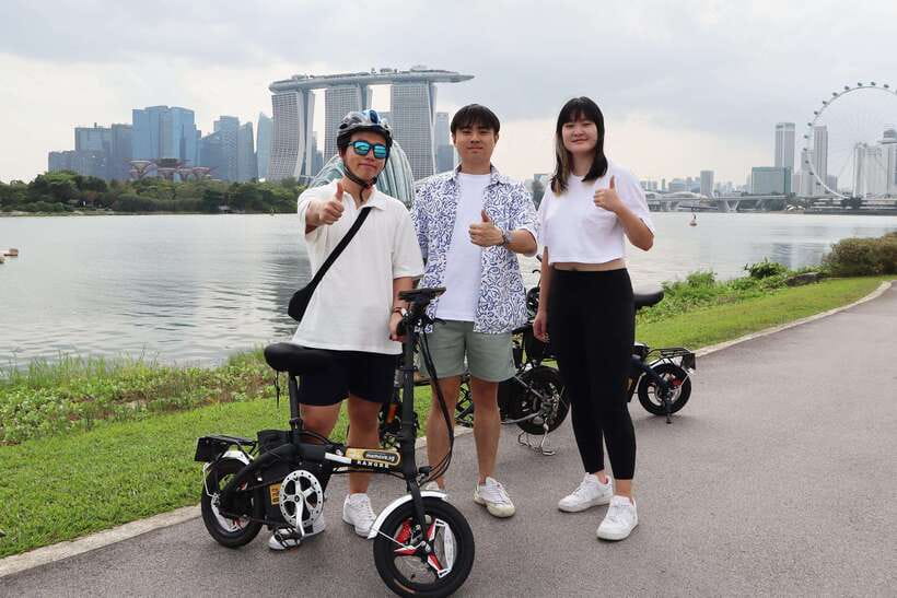 Singapore: Electric Bicycle Experience (Rental and Tour) - Marina Barrage and the waterfront break