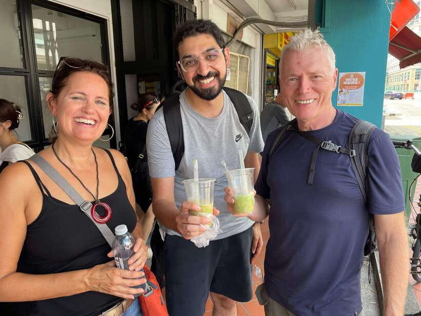 Singapore: Food and Bike Tour - Downtown - Kampong Glam: a different side of central Singapore