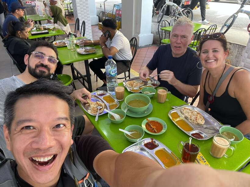 Singapore: Food and Bike Tour - Downtown - Booking details that matter