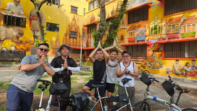 Singapore: Food and Bike Tour - Downtown - Chinatown: food with a Chinese Singaporean accent