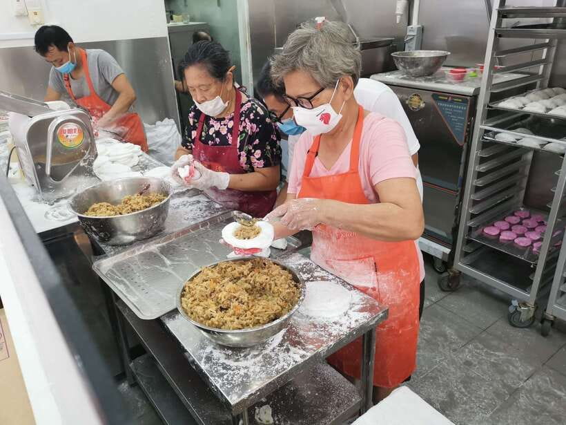 Singapore: Food and Bike Tour: Katong District - Peranakan culture and Singapore’s development