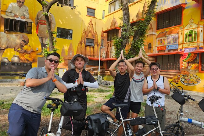 Singapore Food & Bike Tour - Downtown - Raffles Arcade and Hainanese chicken rice