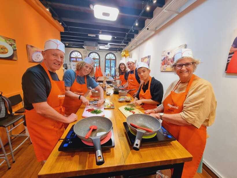 Singapore: Hands-on Cooking Class with Cultural Immersion - Food stories before the chopping begins