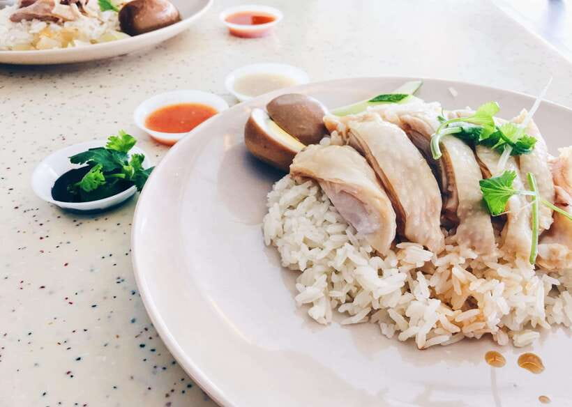 Singapore: Hawker Culture Food Tour and Sightseeing - Key points at a glance